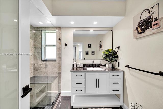 5706 Guava Dr, Tamarac, FL 33319