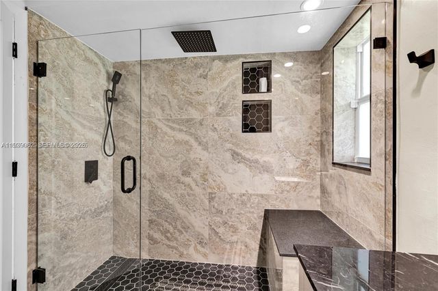 5706 Guava Dr, Tamarac, FL 33319