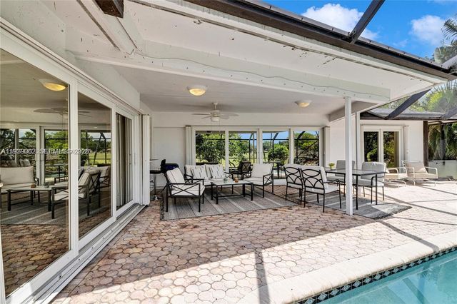 5706 Guava Dr, Tamarac, FL 33319