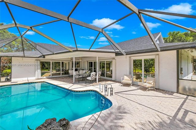 5706 Guava Dr, Tamarac, FL 33319