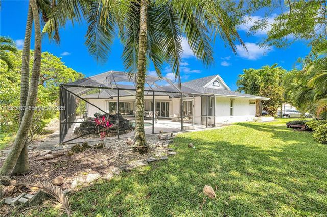 5706 Guava Dr, Tamarac, FL 33319