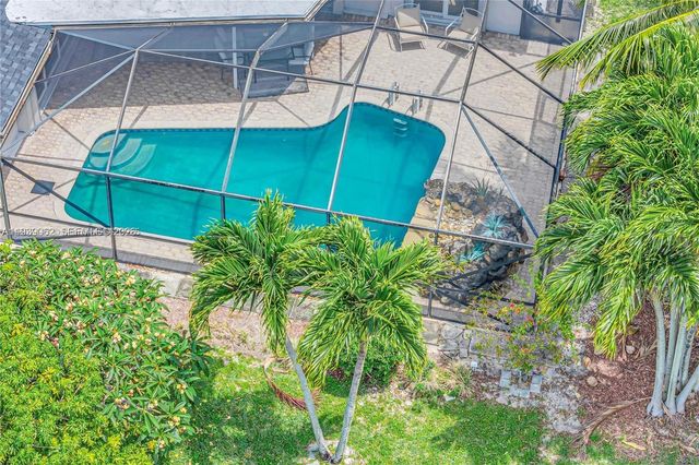 5706 Guava Dr, Tamarac, FL 33319