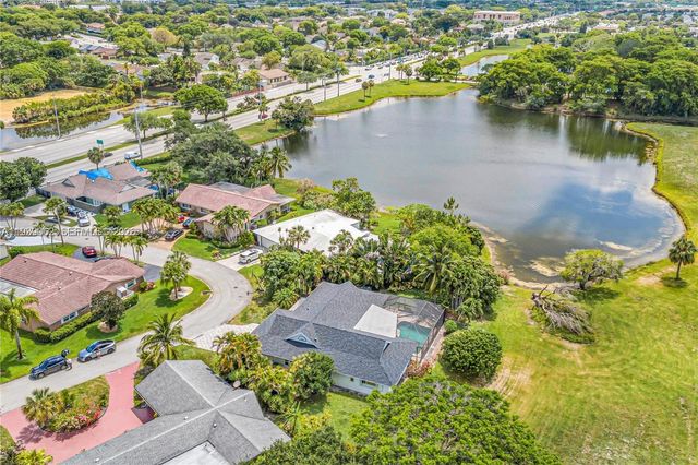 5706 Guava Dr, Tamarac, FL 33319