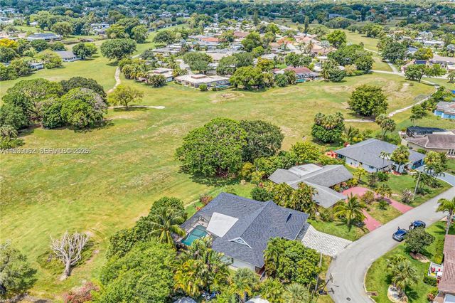 5706 Guava Dr, Tamarac, FL 33319