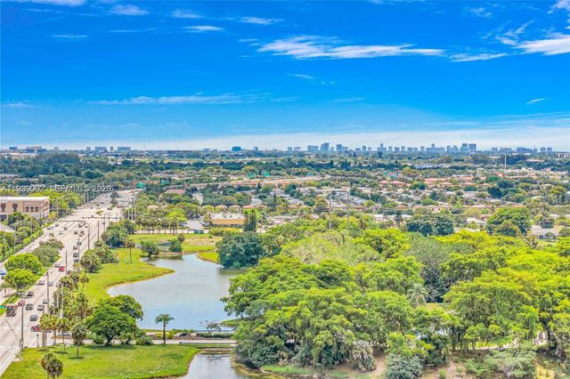 5706 Guava Dr, Tamarac, FL 33319