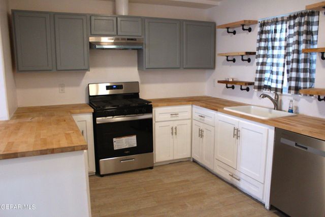 3819 MOREHEAD Avenue, El Paso, TX 79930