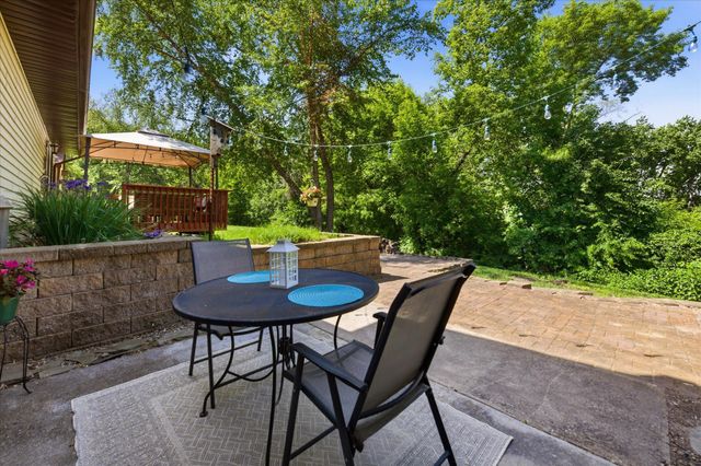 15873 Hayes Trail Court, Apple Valley, MN 55124