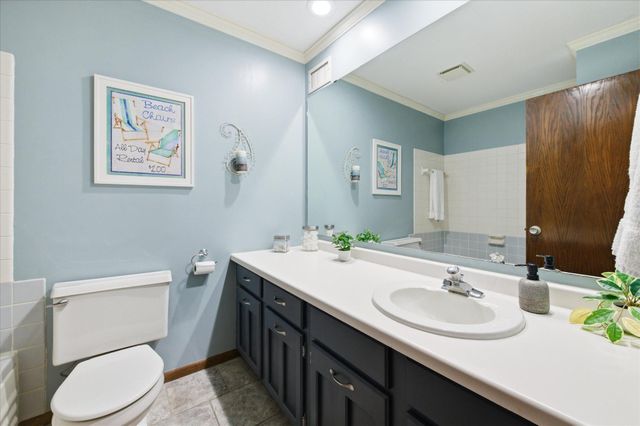 15873 Hayes Trail Court, Apple Valley, MN 55124