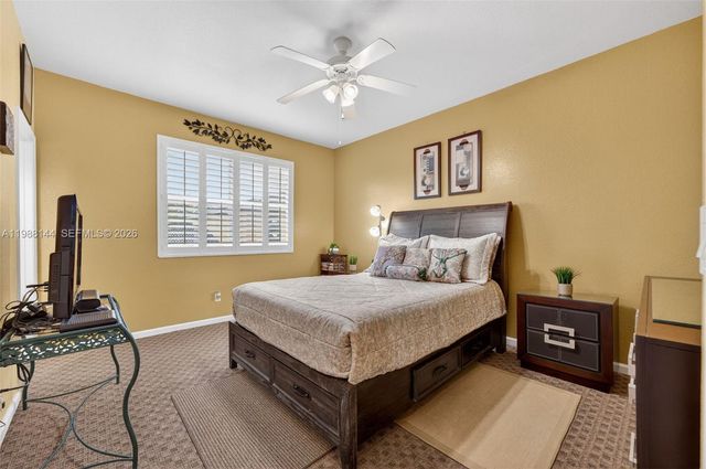 661 NW 21st Ave, Pompano Beach, FL 33069