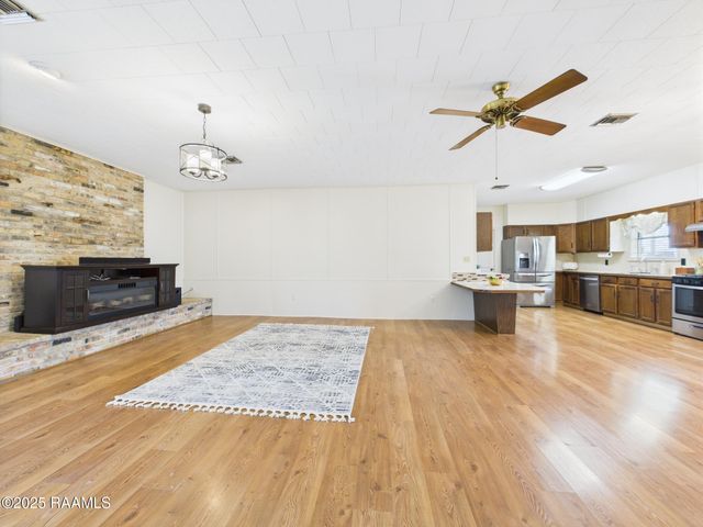 19004 W La Hwy 335, Kaplan, LA 70548