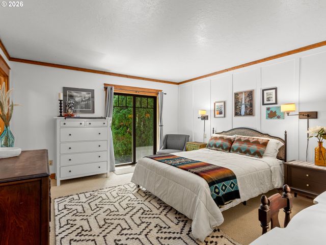 36442 Se GORDON CREEK Rd, Corbett, OR 97019