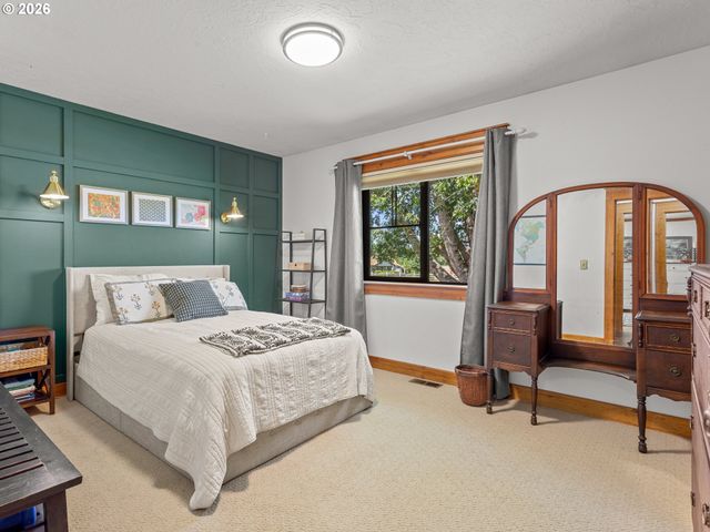 36442 Se GORDON CREEK Rd, Corbett, OR 97019