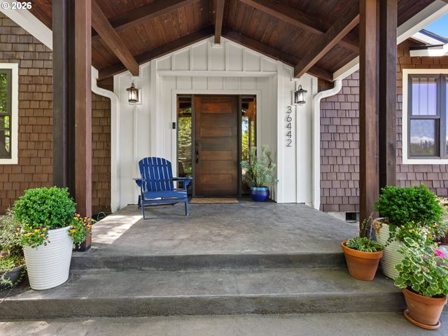 36442 Se GORDON CREEK Rd, Corbett, OR 97019