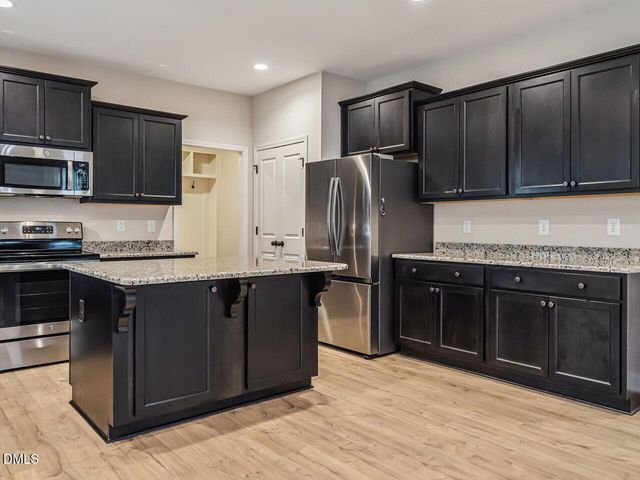 426 Jackson Pond Drive, Smithfield, NC 27577
