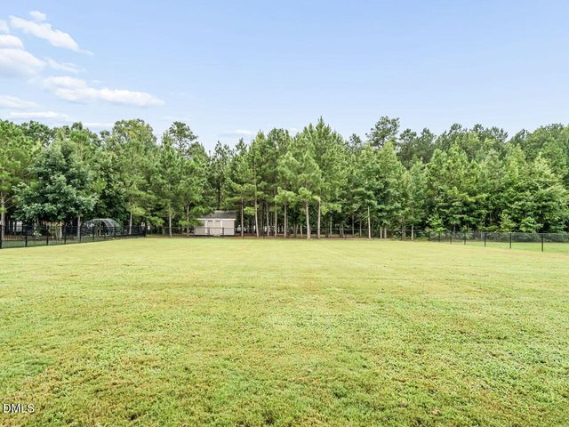 426 Jackson Pond Drive, Smithfield, NC 27577