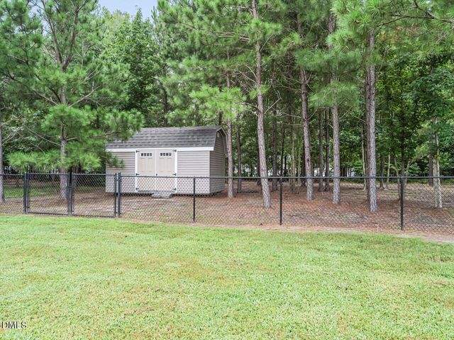 426 Jackson Pond Drive, Smithfield, NC 27577