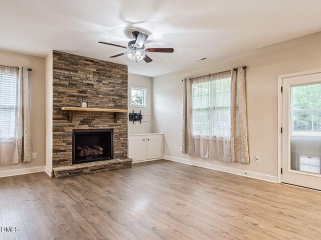 426 Jackson Pond Drive, Smithfield, NC 27577