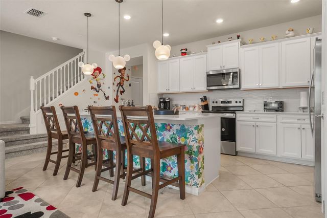 1284 BLUE ISLAND DRIVE, Clermont, FL 34714