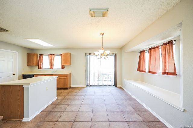 7322 Raintree Forest, San Antonio, TX 78233