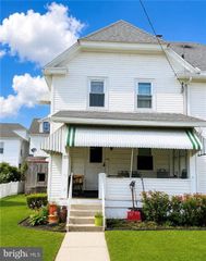 113 W BERTSCH, Lansford, PA 18232