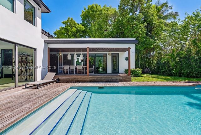 4353 Alton Rd, Miami Beach, FL 33140
