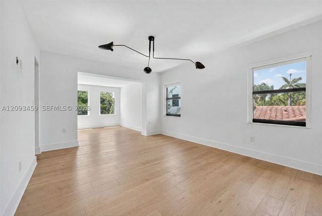 4353 Alton Rd, Miami Beach, FL 33140