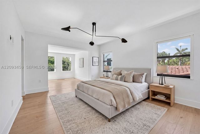 4353 Alton Rd, Miami Beach, FL 33140