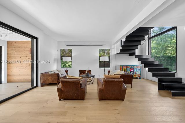 4353 Alton Rd, Miami Beach, FL 33140