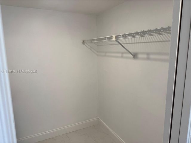 625 Oaks Dr 503, Pompano Beach, FL 33069