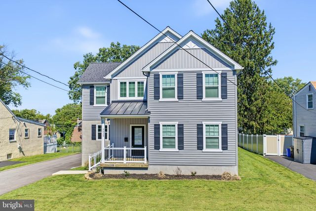 2629 SUMMIT AVE, Broomall, PA 19008
