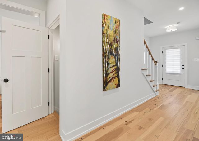 2629 SUMMIT AVE, Broomall, PA 19008