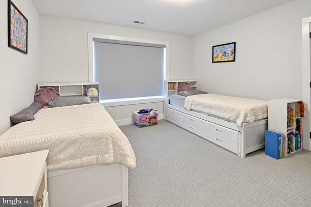 2629 SUMMIT AVE, Broomall, PA 19008