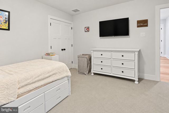 2629 SUMMIT AVE, Broomall, PA 19008