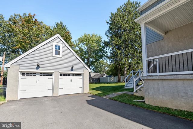 2629 SUMMIT AVE, Broomall, PA 19008