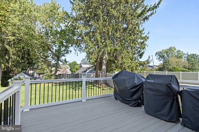 2629 SUMMIT AVE, Broomall, PA 19008