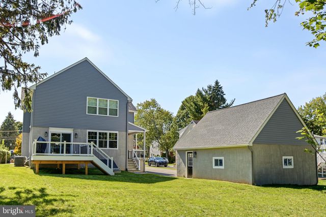 2629 SUMMIT AVE, Broomall, PA 19008