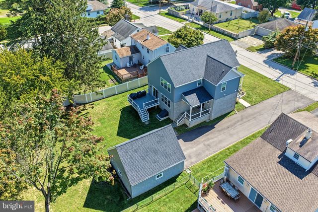 2629 SUMMIT AVE, Broomall, PA 19008