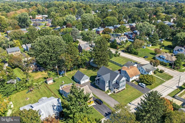2629 SUMMIT AVE, Broomall, PA 19008