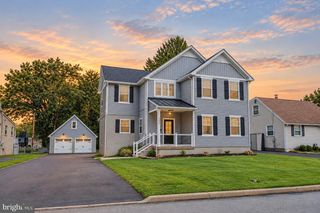 2629 SUMMIT AVE, Broomall, PA 19008