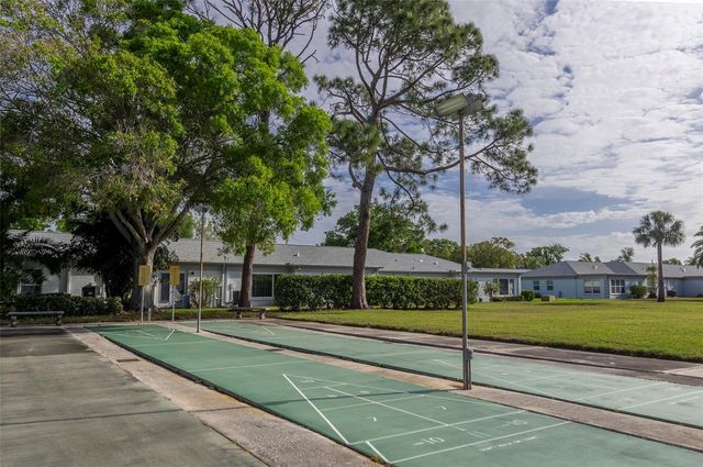 8303 ANNWOOD ROAD, Seminole, FL 33777