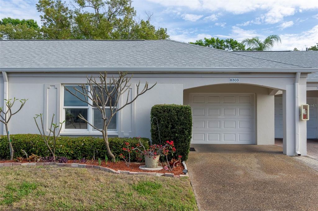 8303 ANNWOOD ROAD, Seminole, FL 33777