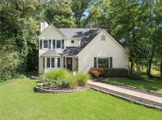 9724 Elliott Family Parkway, Dawsonville, GA 30534