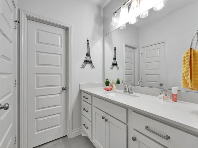 12218 Hickory Arroyo Drive, Humble, TX 77346