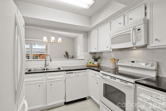 7801 Davinci Lane A, Charlotte, NC 28226