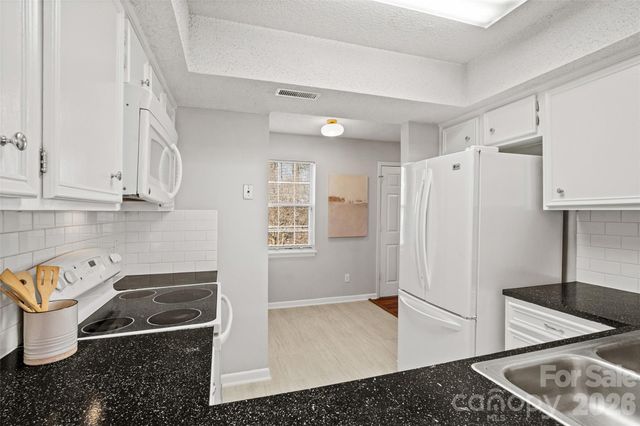 7801 Davinci Lane A, Charlotte, NC 28226