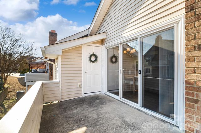 7801 Davinci Lane A, Charlotte, NC 28226