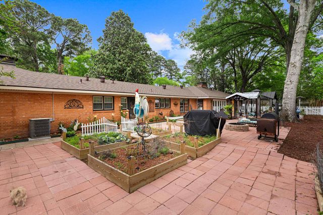 820 CRIMWOOD LANE, Kilgore, TX 75662