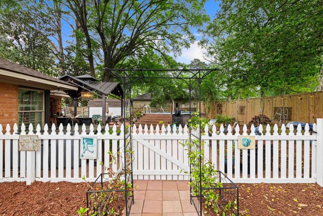 820 CRIMWOOD LANE, Kilgore, TX 75662