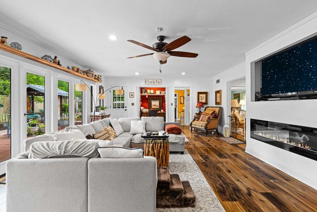 820 CRIMWOOD LANE, Kilgore, TX 75662