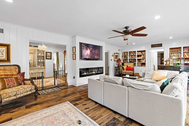 820 CRIMWOOD LANE, Kilgore, TX 75662